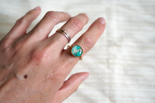 Emerald Canopy Adjustable Ring